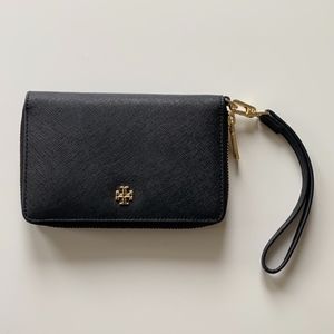 Tory Burch York Smartphone Wristlet